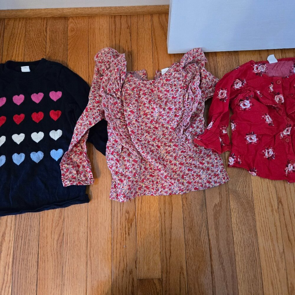 Girls Baby Gap Size 3T Bundle of Sweater and Tops
